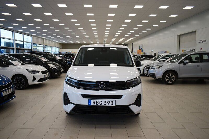 Vit Ny 2024 Opel Combo-e Life Elite Van | 469 900 kr - Bild 1/4