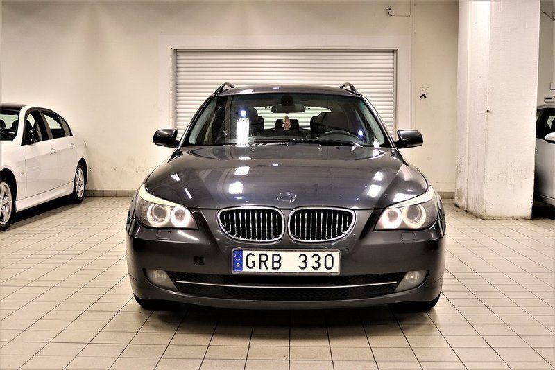 Begagnad BMW 525 197 HK (144 kW) 2007 Grå Kombi