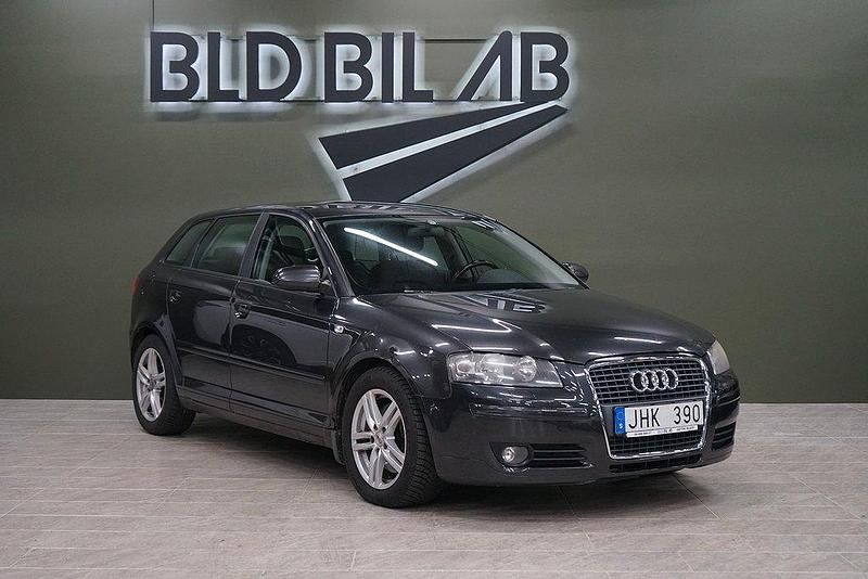 Grå Begagnad 2006 Audi A3 Sportback Halvkombi | 39 900 kr (Marknadspris) - Bild 1/4