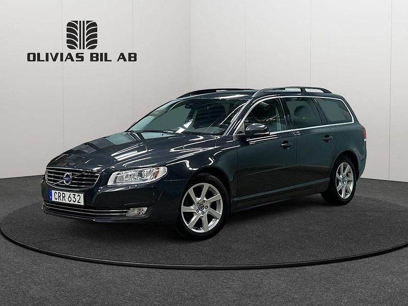 Grå Begagnad 2015 Volvo V70 Momentum Kombi | 99 400 kr (Marknadspris) - Bild 1/4