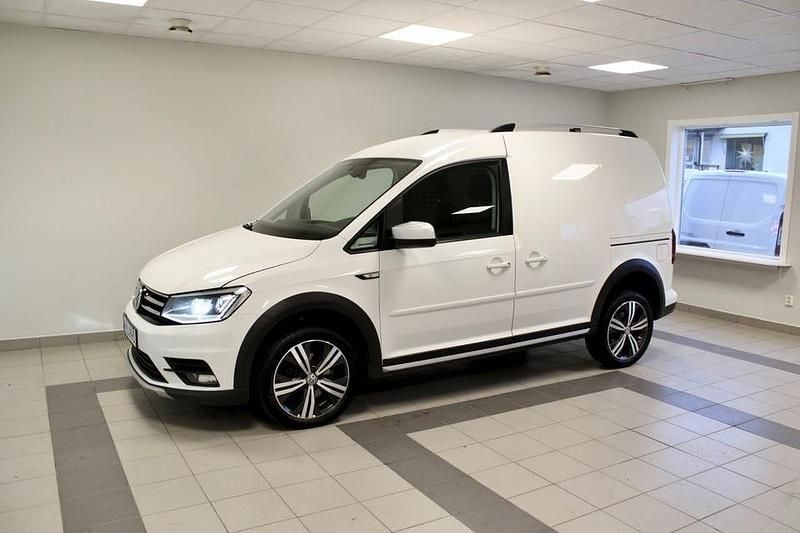 Vit Begagnad 2019 VW Caddy Minibuss | 199 900 kr (Dyr) - Bild 1/4