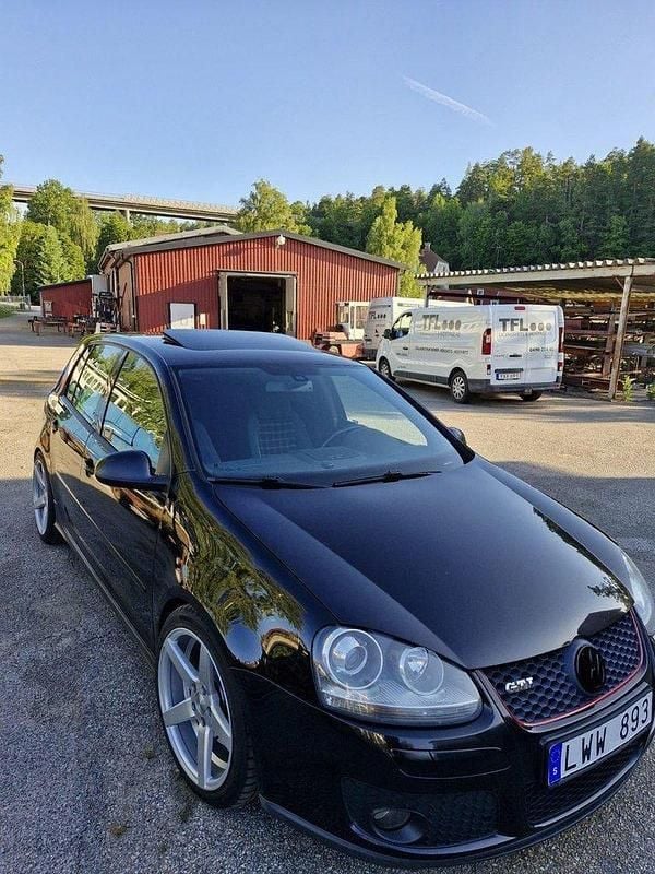 Svart Begagnad 2009 VW Golf VI GTI Halvkombi | 58 000 kr (Bra pris) - Bild 1/4