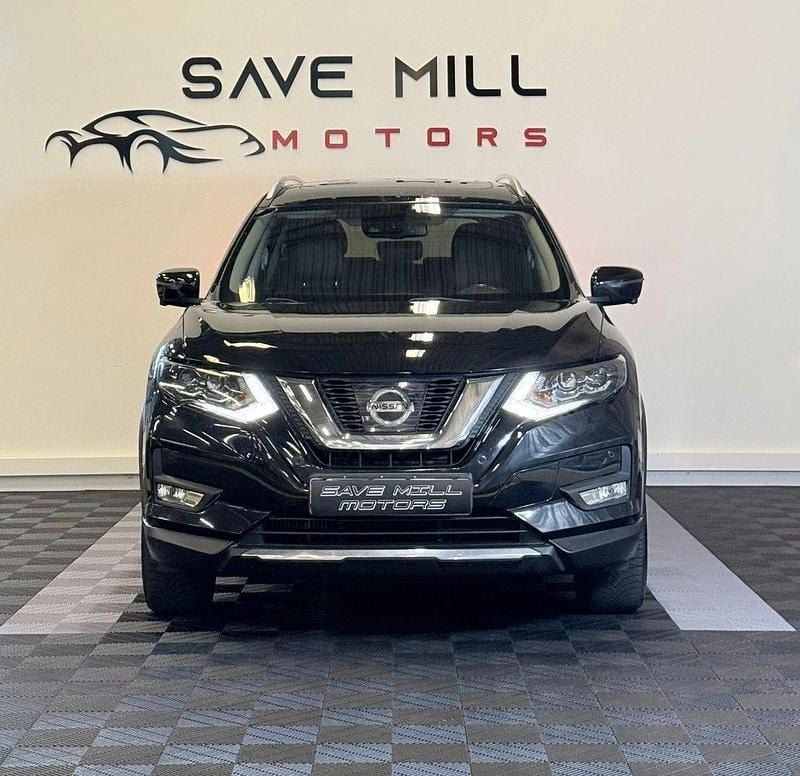 Svart Begagnad 2018 Nissan X-Trail 360º SUV | 184 900 kr (Marknadspris) - Bild 1/4