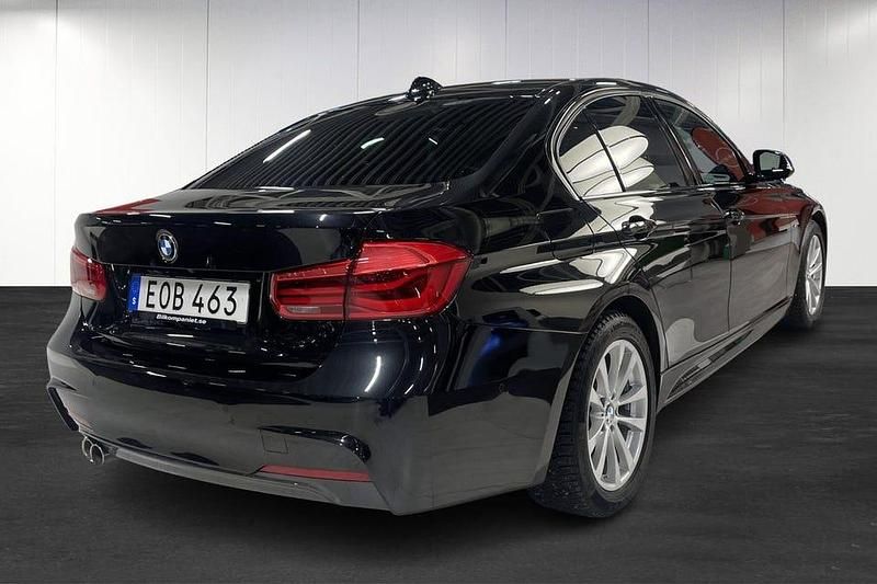 Begagnad BMW 330 M Sport 252 HK (185 kW) 2018 Svart Sedan