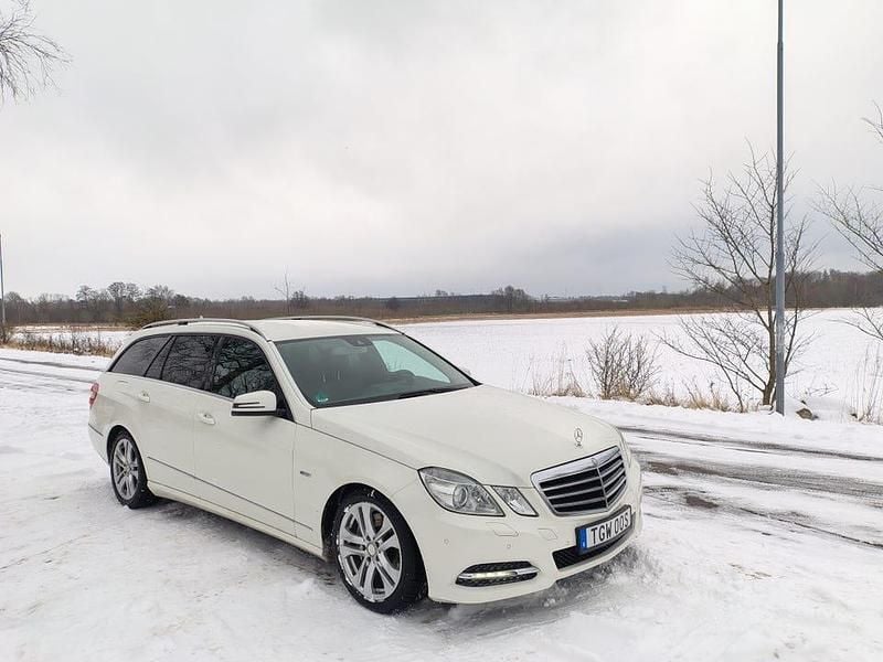 Begagnad Mercedes E250 204 HK (150 kW) 2010