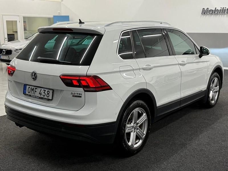 Begagnad VW Tiguan 180 HK (132 kW) 2016 Vit SUV