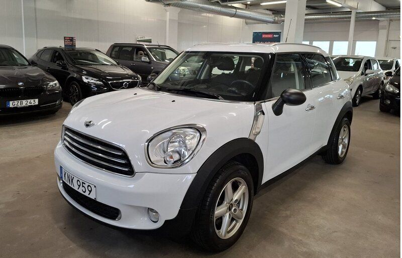 Vit Begagnad 2014 Mini Countryman SUV | 149 999 kr - Bild 1/4