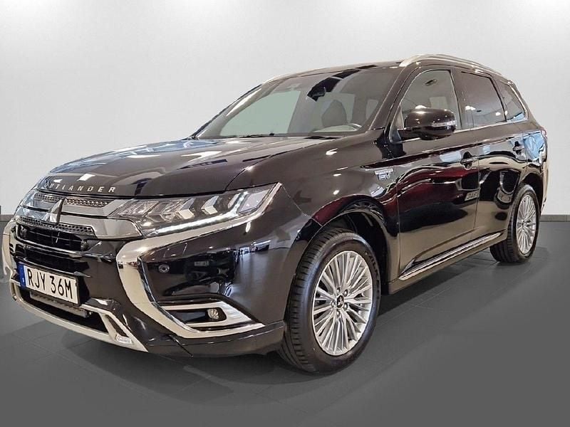 Svart Begagnad 2019 Mitsubishi Outlander P-HEV SUV | 264 900 kr (Marknadspris) - Bild 1/4