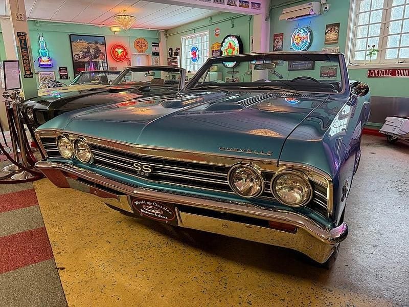 Begagnad Chevrolet Chevelle 325 HK (239 kW) 1967 Marina blue Cab