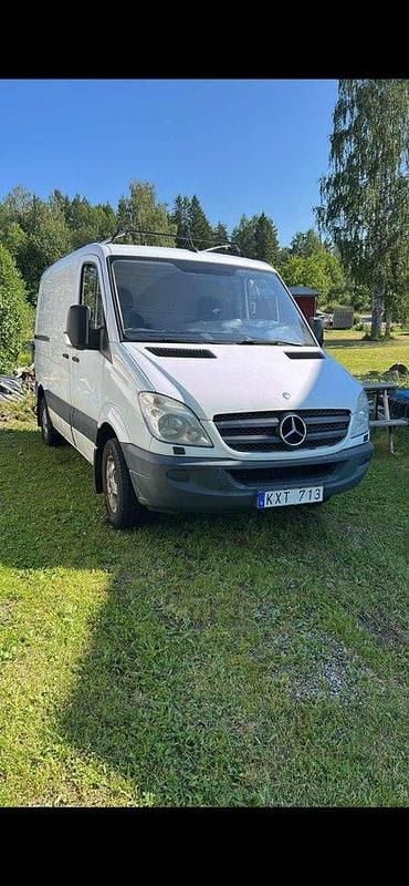 Vit Begagnad 2011 Mercedes Sprinter Van | 59 900 kr (Superpris) - Bild 1/4