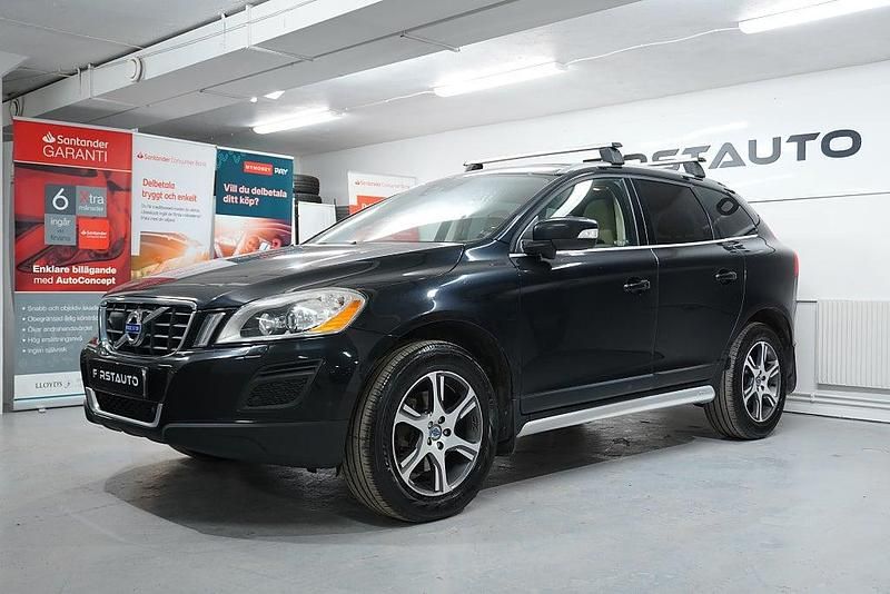 Begagnad Volvo XC60 Summum 215 HK (158 kW) 2011 Svart SUV