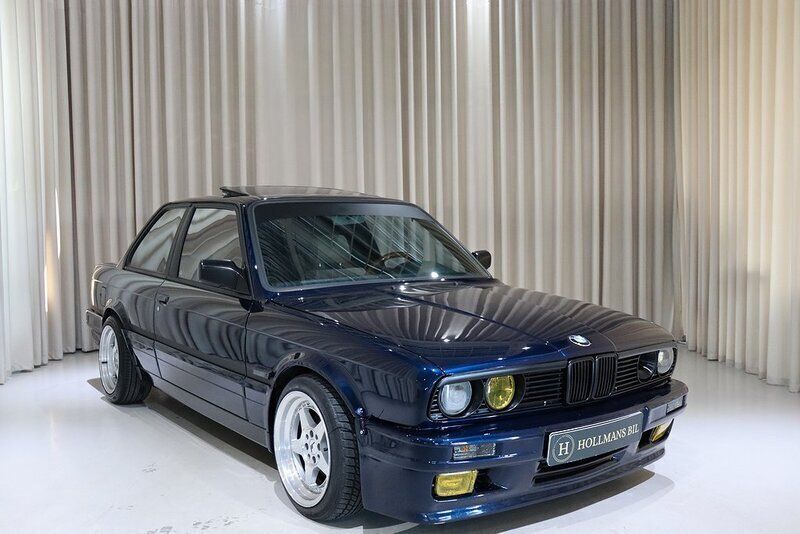 Flerfärgad Begagnad 1987 BMW 320 Sportkupé | 129 900 kr - Bild 1/4
