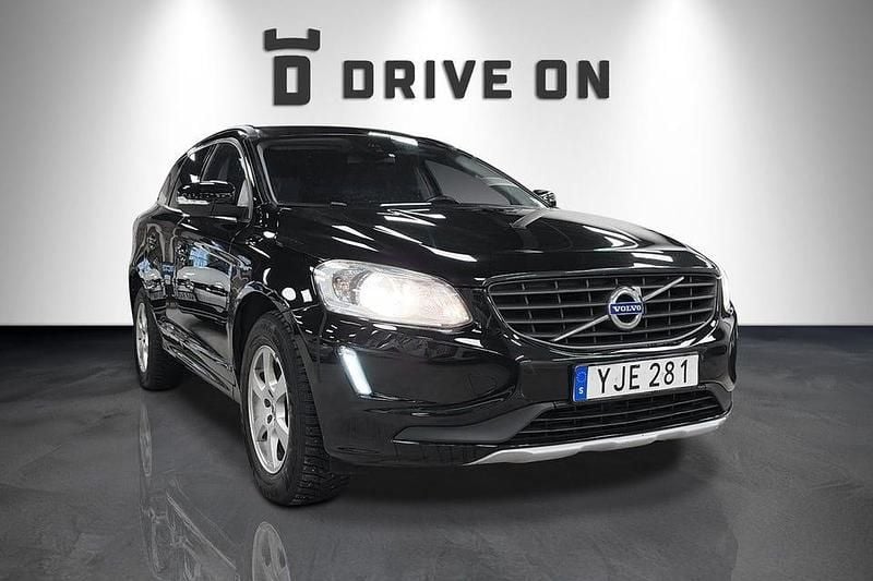 Svart Begagnad 2017 Volvo XC60 Kinetic SUV | 194 900 kr (Marknadspris) - Bild 1/4