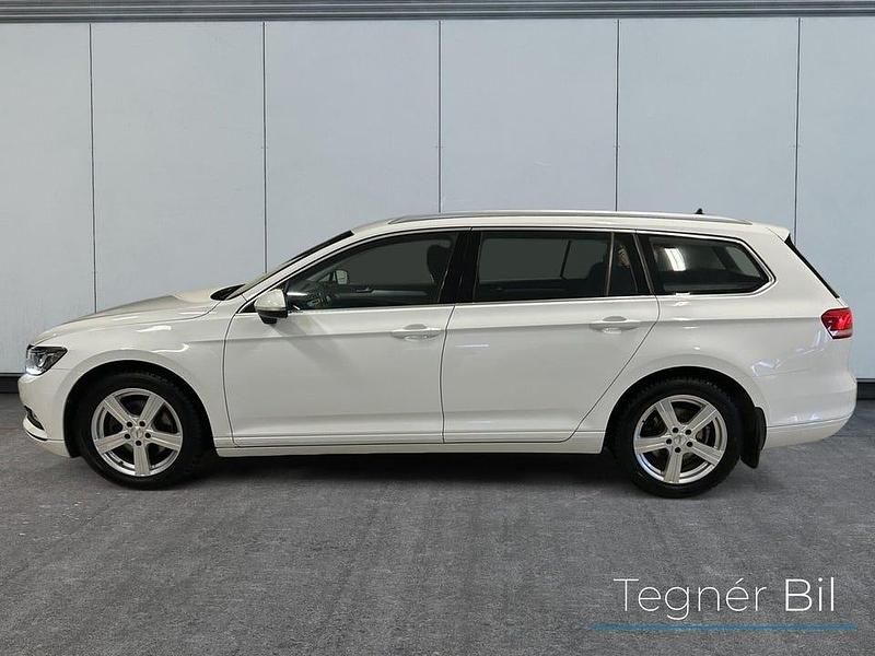 Begagnad VW Passat 150 HK (110 kW) 2018 Vit Kombi