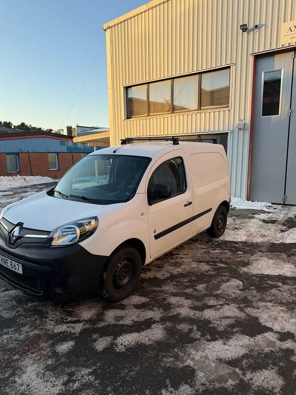 Begagnad Renault Kangoo 44 kW (60 HK) 2016 Minibuss