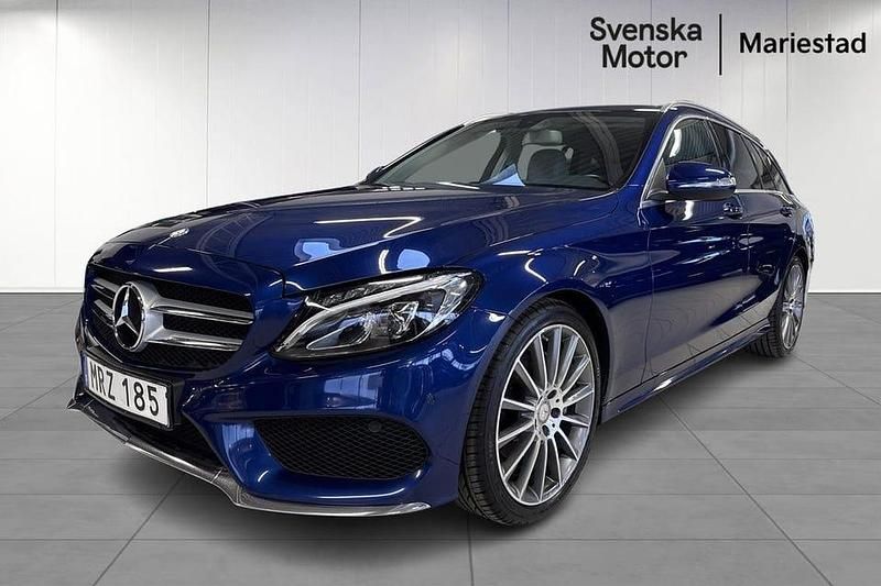 Blå Begagnad 2015 Mercedes C220 AMG line Kombi | 185 500 kr (Marknadspris) - Bild 1/4