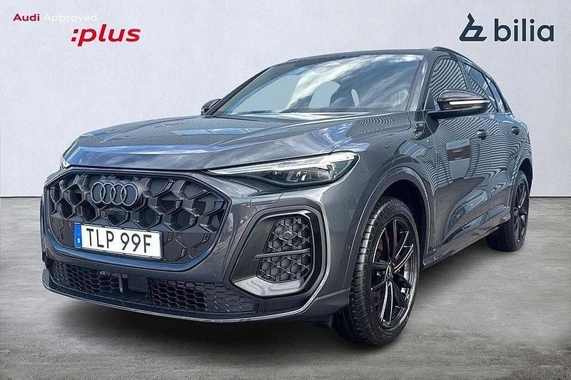 Grå (tamboragrå metallic) Ny 2025 Audi Q5 Sportback Sport SUV | 834 400 kr - Bild 1/4