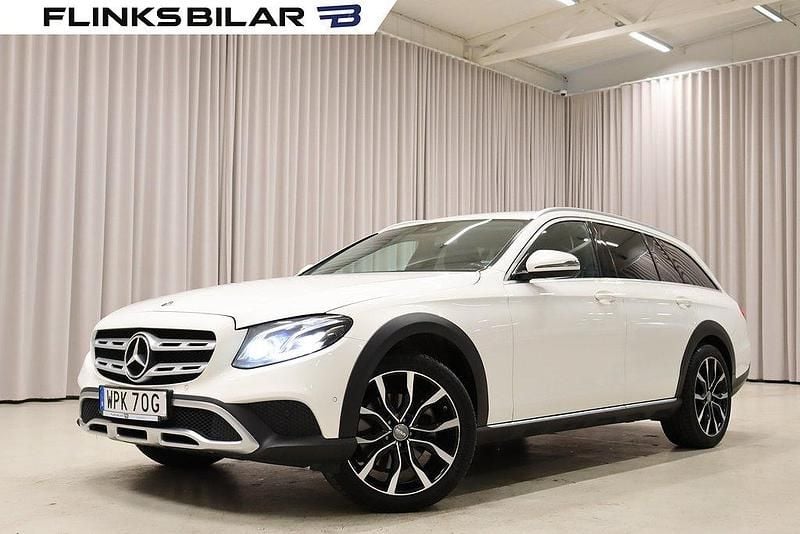 Vit Begagnad 2019 Mercedes E220 Kombi | 269 900 kr (Bra pris) - Bild 1/4