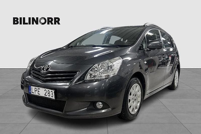 Begagnad Toyota Verso Business Edition 128 HK (94 kW) 2010 Mörkgrå Minibuss