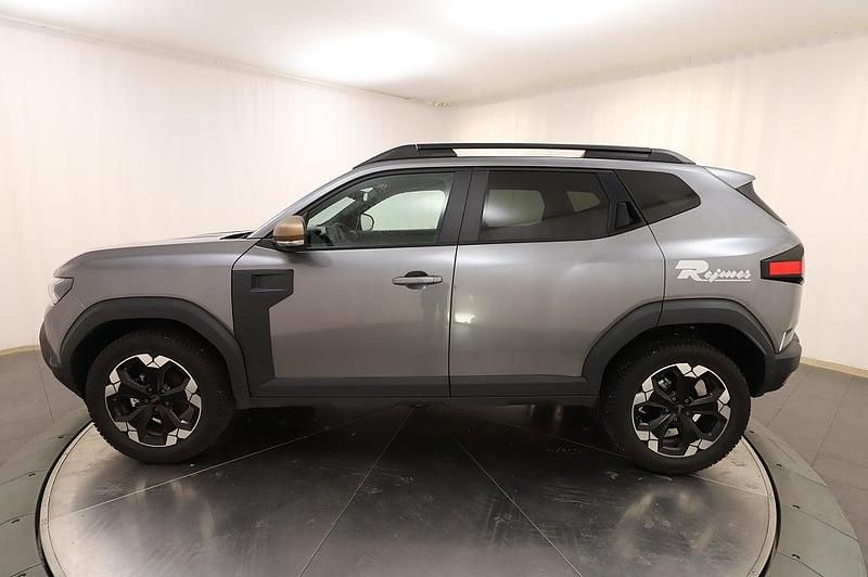 Grå Begagnad 2024 Dacia Duster Extreme SUV | 299 800 kr (Marknadspris) - Bild 1/4