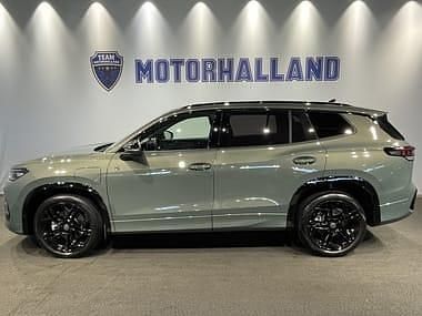 Grön Ny 2026 VW Tayron R-line SUV | 649 900 kr (Superpris) - Bild 1/4