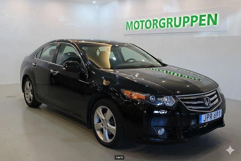 Svart Begagnad 2009 Honda Accord Elegance Sedan | 79 900 kr (Marknadspris) - Bild 1/4