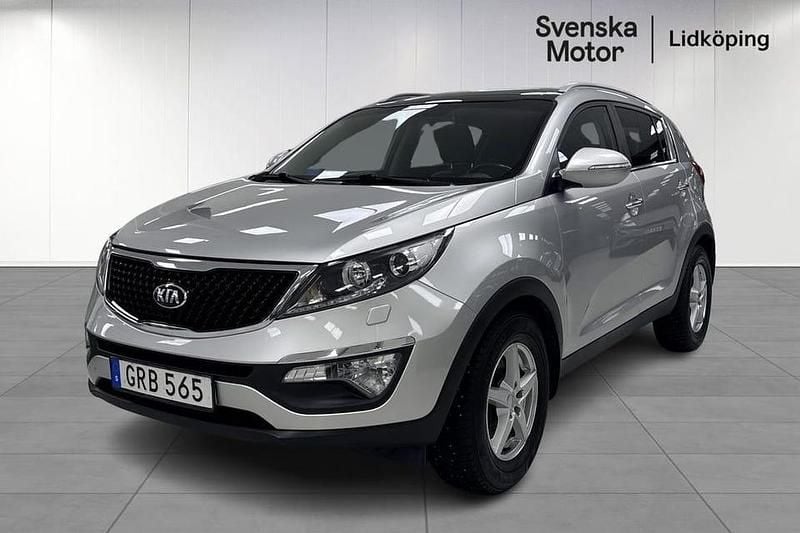 Grå Begagnad 2015 Kia Sportage SUV | 109 200 kr (Marknadspris) - Bild 1/4