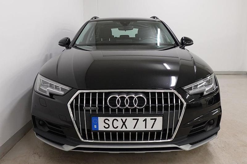 Begagnad Audi A4 Allroad Comfort 190 HK (139 kW) 2018 Svart Kombi