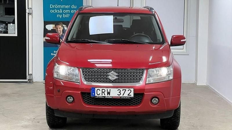 Begagnad Suzuki Grand Vitara 169 HK (124 kW) 2010 Röd SUV