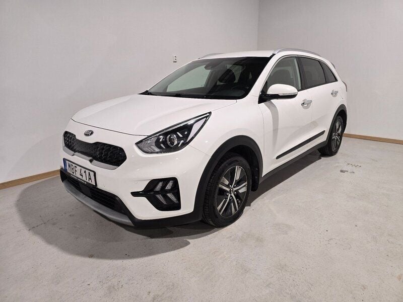 Vit Begagnad 2020 Kia Niro Advance SUV | 149 500 kr (Bra pris) - Bild 1/4