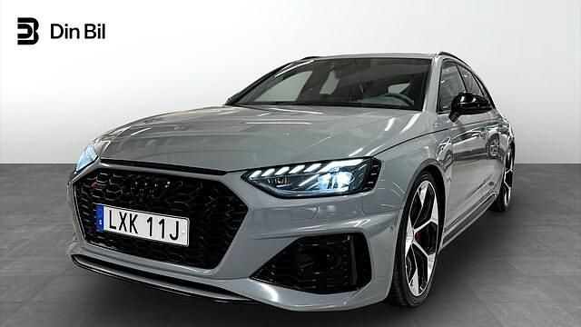 Nardogrå Begagnad 2024 Audi RS4 Competition Kombi | 899 000 kr (Marknadspris) - Bild 1/4