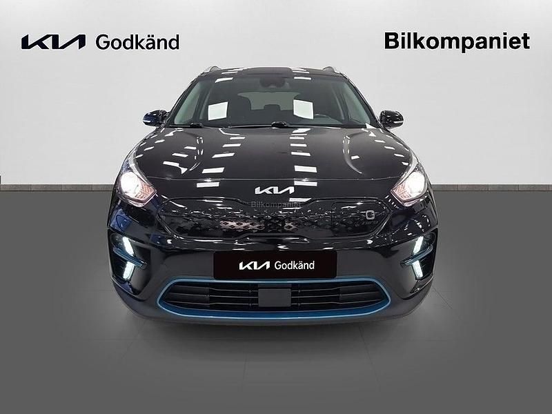 Begagnad Kia e-Niro Advance 150 kW (204 HK) 2021 Svart SUV