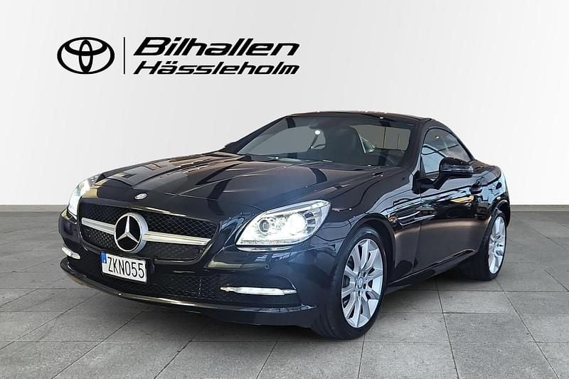 Begagnad Mercedes SLK350 310 HK (228 kW) 2012 Svart Cab