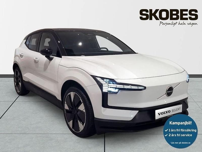 Vit Begagnad 2025 Volvo EX30 Plus SUV | 399 300 kr (Marknadspris) - Bild 1/3