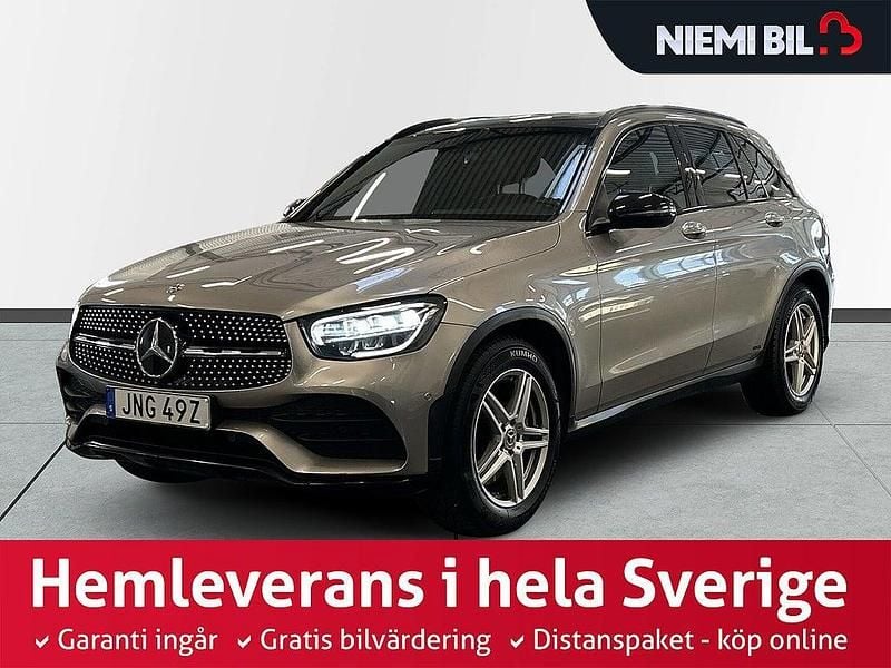 Silver Begagnad 2019 Mercedes GLC200 AMG line SUV | 369 900 kr - Bild 1/3