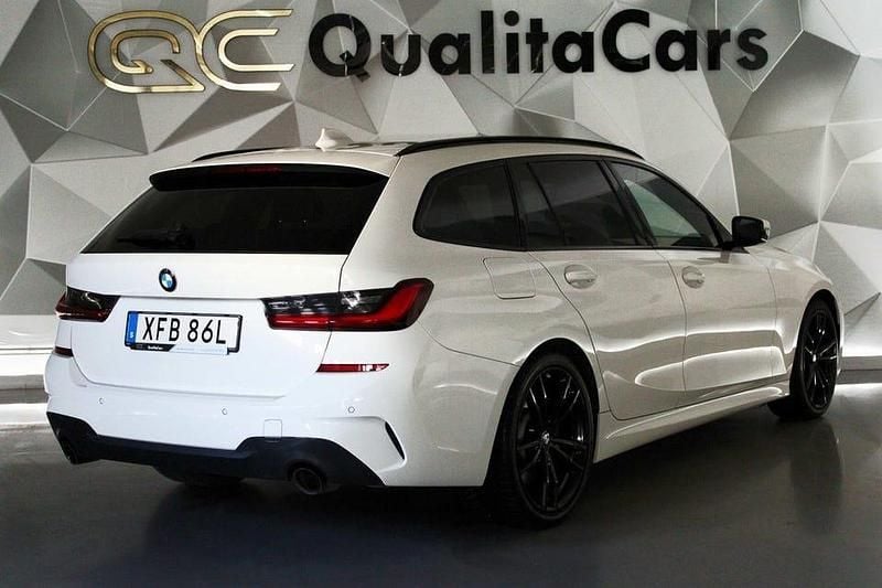 Begagnad BMW 330 M Sport 286 HK (210 kW) 2021 Vit Kombi