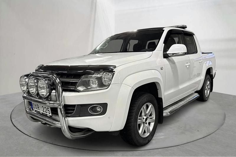 Vit Begagnad 2013 VW Amarok Pickup | 209 000 kr (Marknadspris) - Bild 1/4