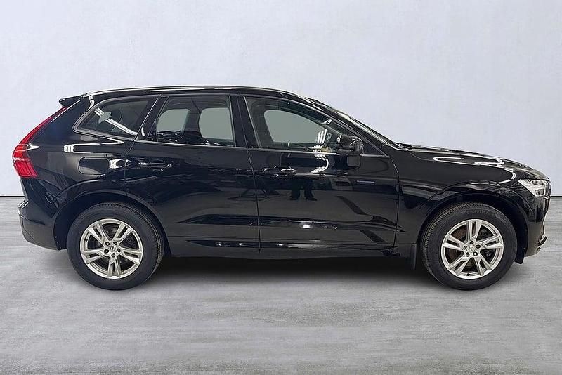 Begagnad Volvo XC60 Momentum 192 HK (141 kW) 2019 Svart SUV