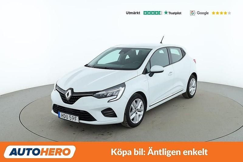 Vit Begagnad 2020 Renault Clio V Zen Halvkombi | 126 000 kr (Marknadspris) - Bild 1/4