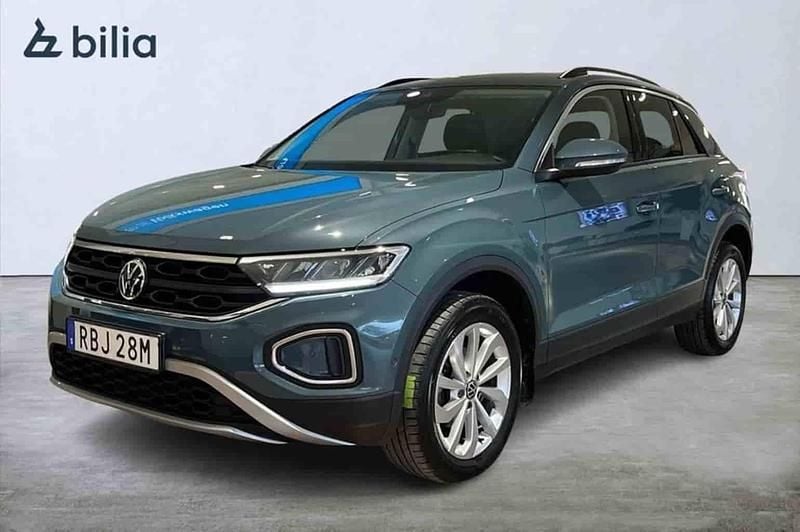 Grå Begagnad 2024 VW T-Roc Edition SUV | 299 000 kr (Marknadspris) - Bild 1/1
