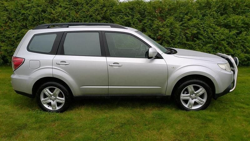 Begagnad 2010 Subaru Forester SUV | 65 000 kr - Bild 1/4