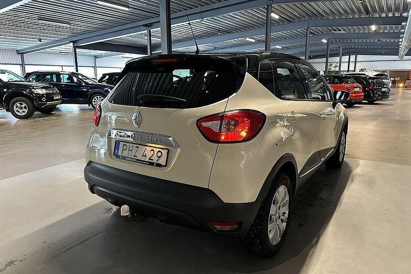 Begagnad Renault Captur 118 HK (86 kW) 2017 Flerfärgad SUV