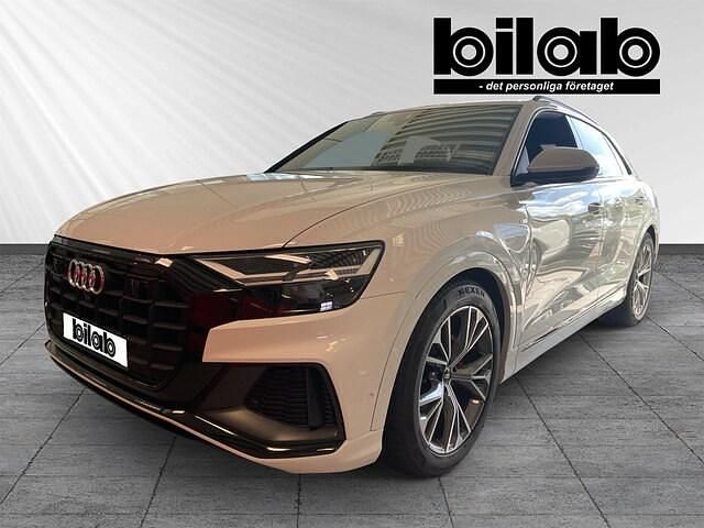 Vit Begagnad 2021 Audi Q8 S-Line SUV | 649 000 kr (Bra pris) - Bild 1/4