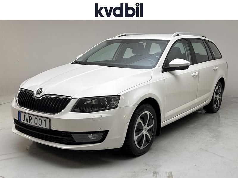 Vit Begagnad 2013 Skoda Octavia Elegance Kombi | 110 000 kr (Superpris) - Bild 1/3