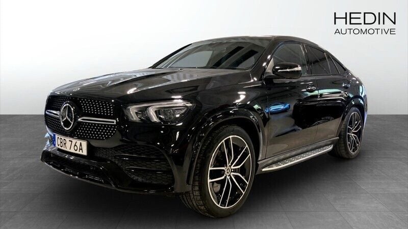 Svart (black) Begagnad 2022 Mercedes GLE350e AMG Sportkupé | 899 000 kr (Marknadspris) - Bild 1/4