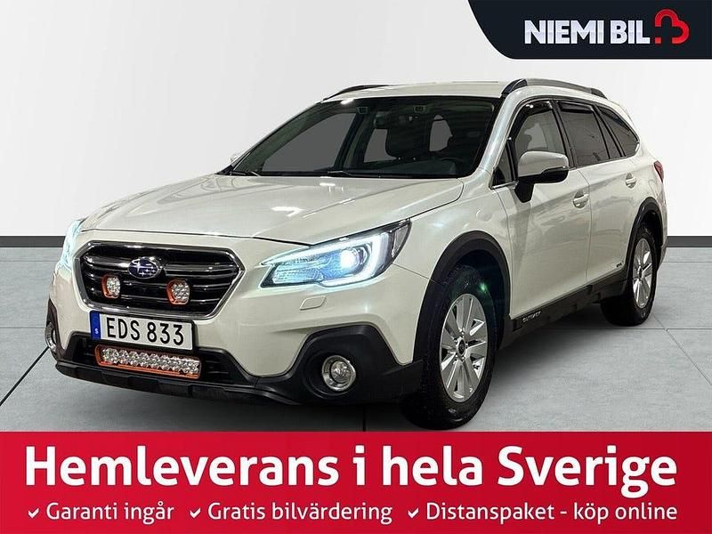 Vit Begagnad 2018 Subaru Outback Kombi | 249 900 kr (Dyr) - Bild 1/3