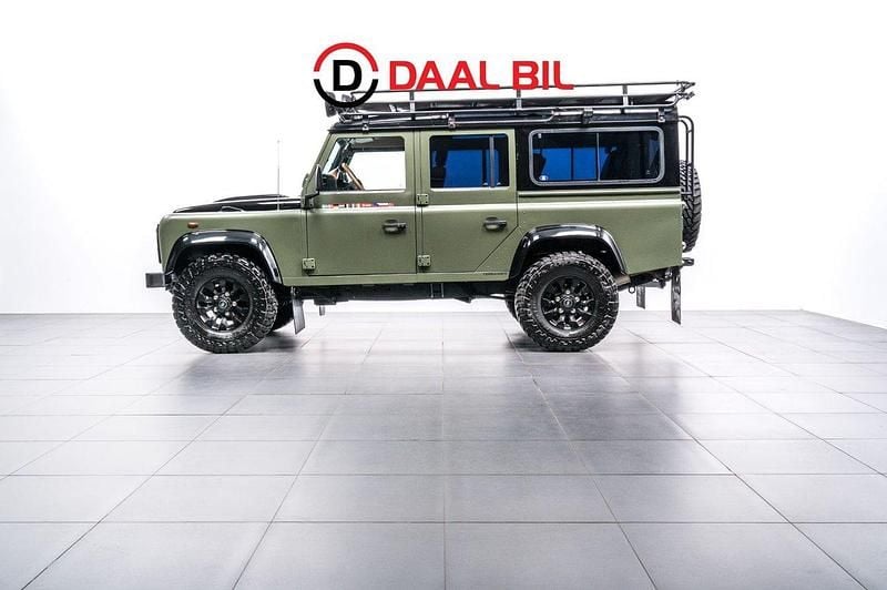 Mörkgrön (grön) Begagnad 2014 Land Rover Defender SUV | 569 700 kr (Bra pris) - Bild 1/4