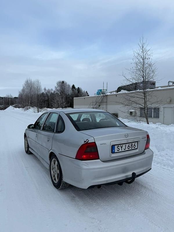Begagnad Opel Vectra 125 HK (91 kW) 2001 Sedan