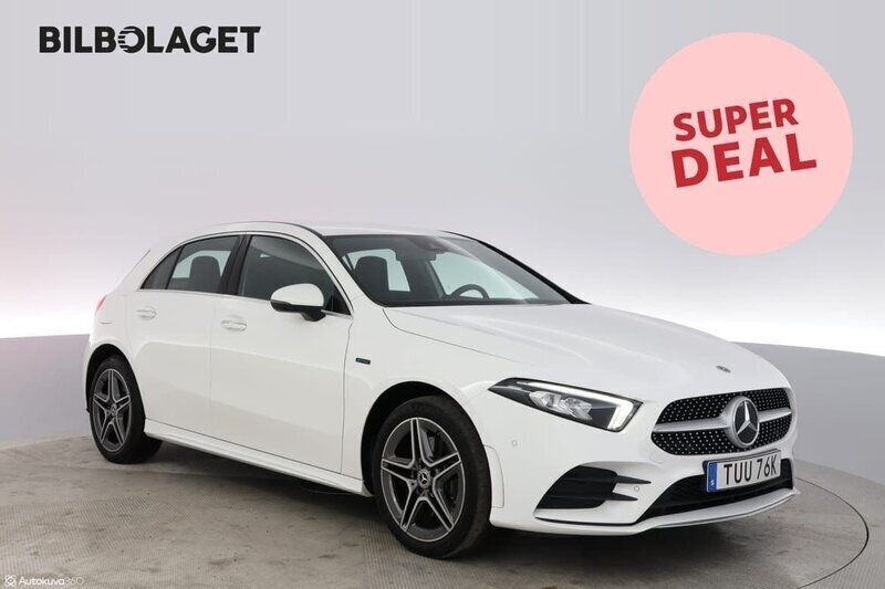 Vit Begagnad 2021 Mercedes A250 AMG Halvkombi | 279 500 kr (Bra pris) - Bild 1/4