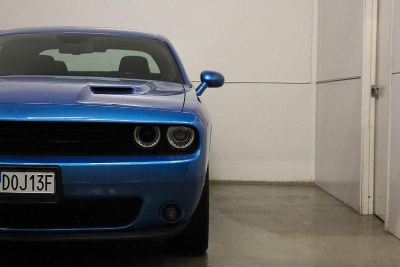 Begagnad Dodge Challenger 309 HK (227 kW) 2019 Blå Sportkupé